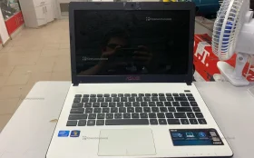 Ноутбук ASUS