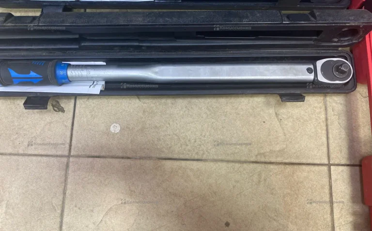 Динамометрический ключ 1/2 70-350Нм aql-n4350