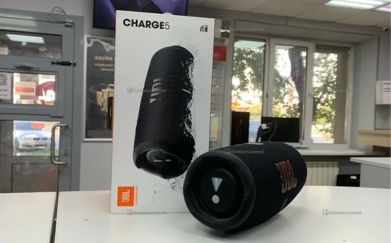 JBL Charge 5