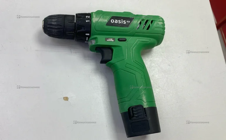 Аккумуляторный шуруповерт Oasis AV-12,
