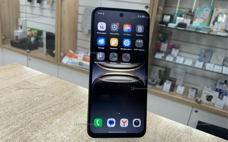 Tecno Spark Go 2 3/64 ГБ