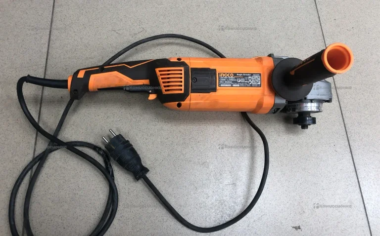 Угловая шлифовальная машина INGCO AG24008