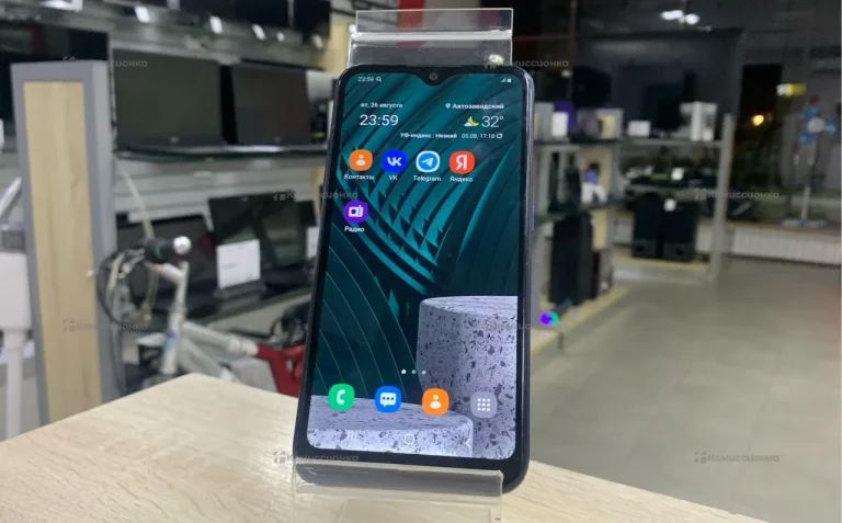 Samsung Galaxy A01 2/16 ГБ