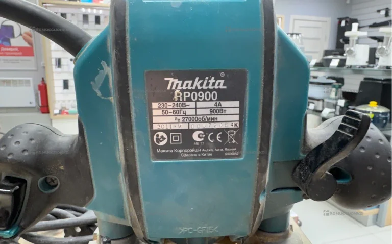 Фрезер makita RP0900