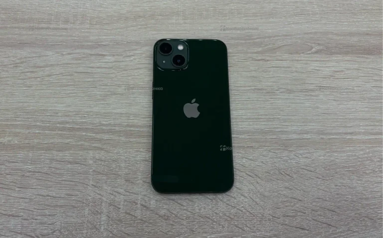 Apple iPhone 13 4/128 ГБ