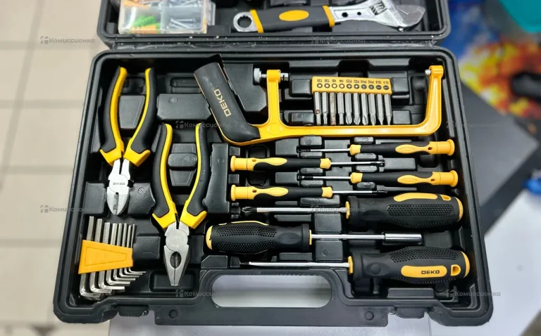 Набор инструментов DEKO в кейсе