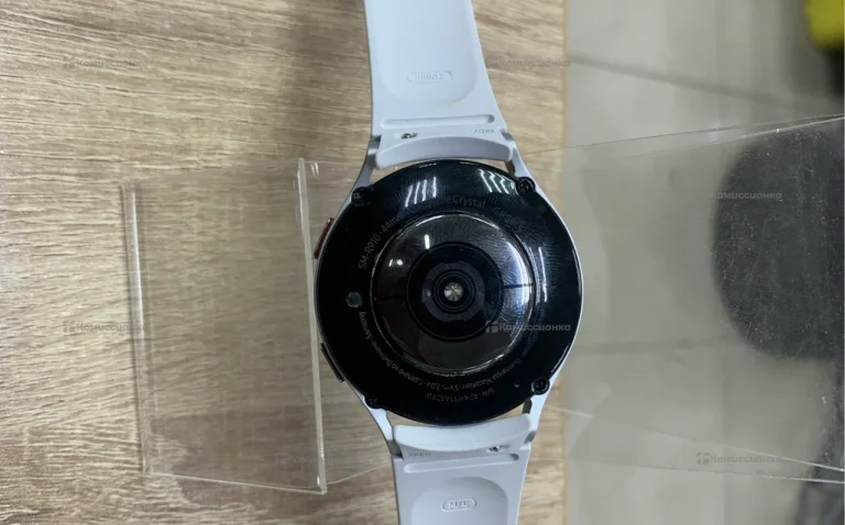 Часы  Samsung Galaxy watch 5