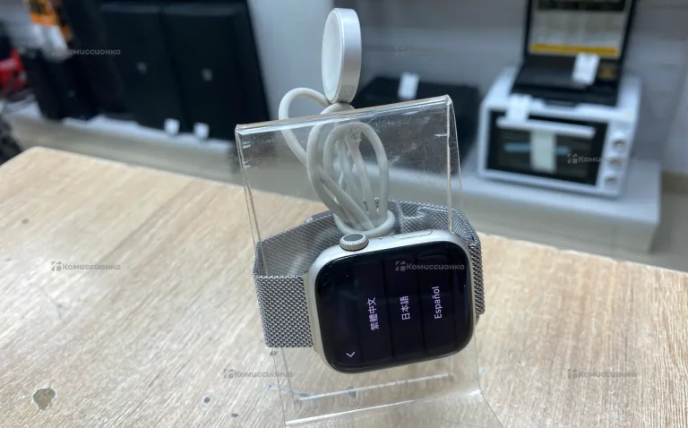 Часы  Apple Watch 8 45MM Silver