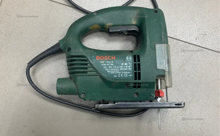 электролобзик Bosch 470w