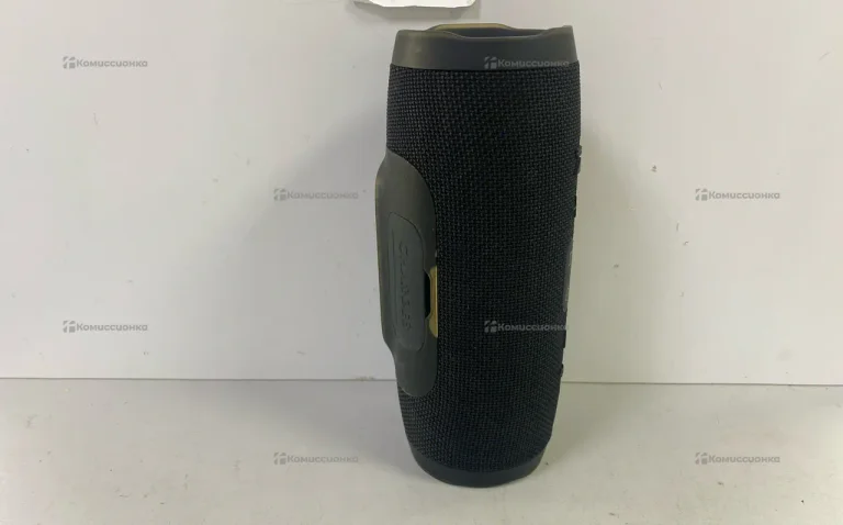 Колонка JBL charge 3