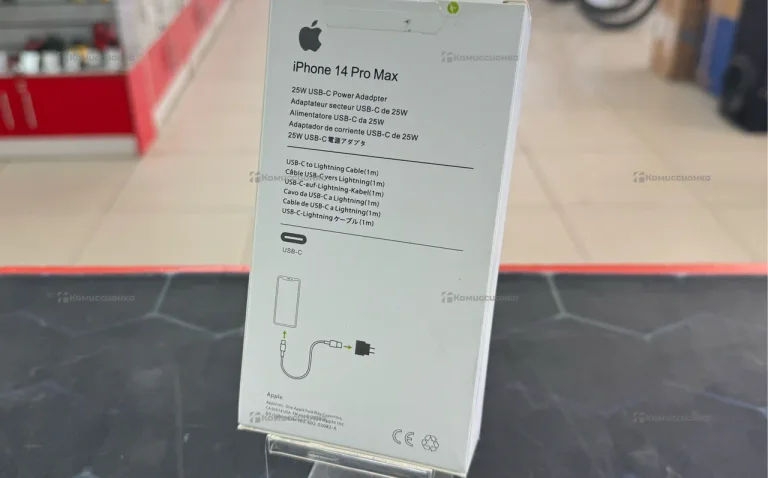 Блок с проводом IPhone
