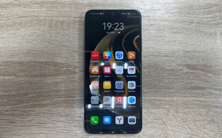 Huawei nova Y72 8/128 ГБ