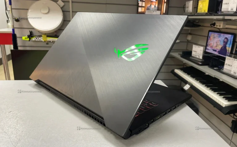 Ноутбук Asus GL704GM-EV550