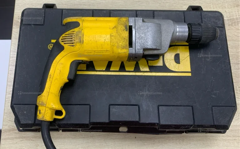 перфоратор Dewalt dw515