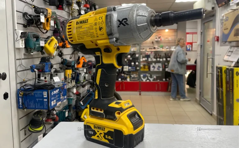 Гайковерт dewalt DCF899P2