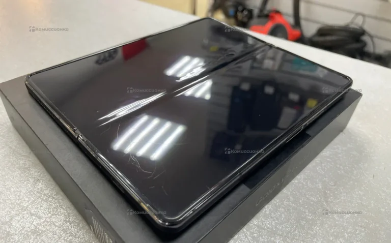 Samsung Galaxy Z Fold4 12/256 ГБ