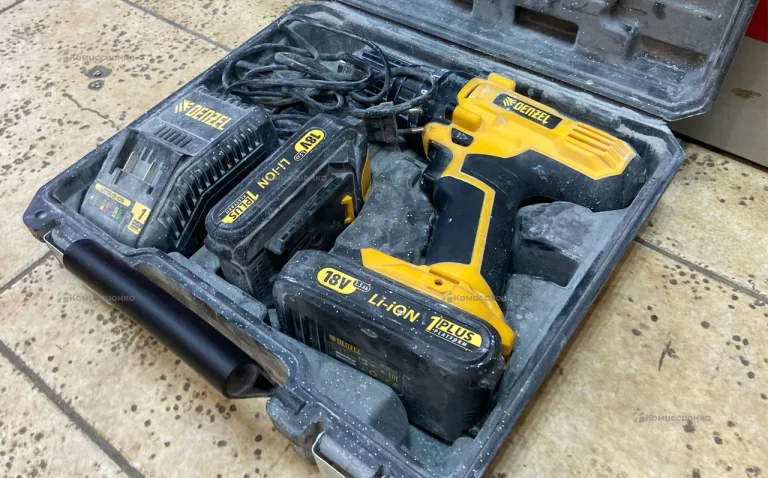 Аккумуляторная дрель-шуруповерт DENZEL CDL-12-01CB