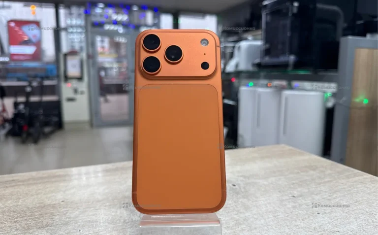 Apple iPhone 17 Pro 8/256 ГБ