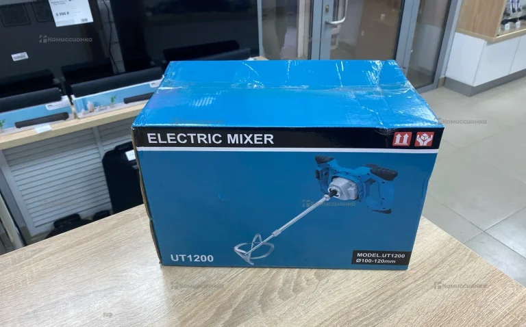 Строительный миксер Makita UTO 1800,