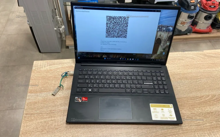 Ноутбук  Asus Vivobook Go E1504FA