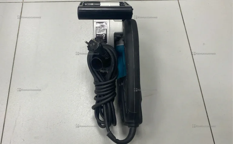 Штроборез makita SG1251