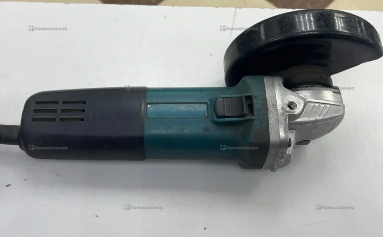 УШМ Makita 9558HN