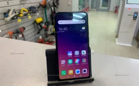 Xiaomi Mi Play 4/64 ГБ