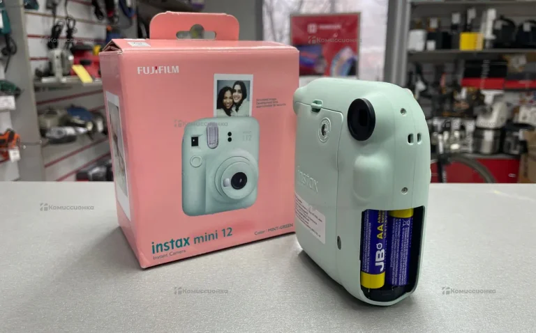 Фотоаппарат  FUJIFILM INSTAX mini 12