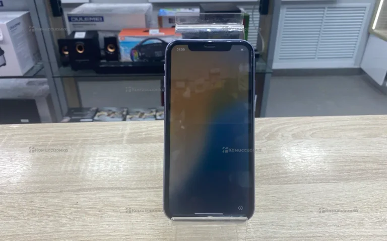 Apple iPhone 11 4/64 ГБ