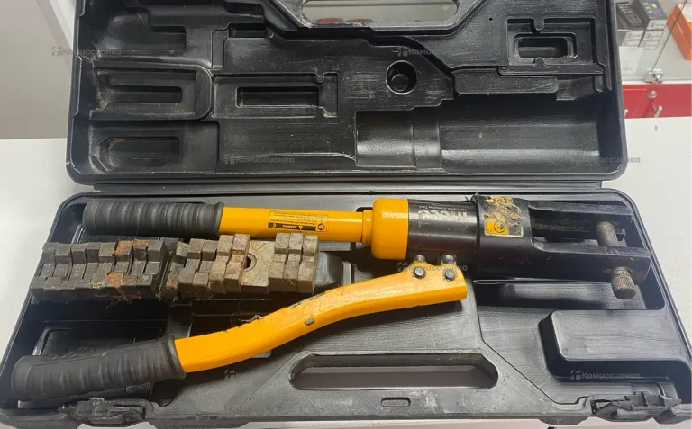 Пресс гидравлический INGCO HHCT01240