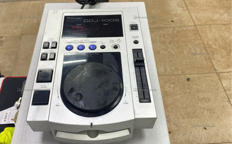 Цифровой проигрыватель pioneer CDJ-100s