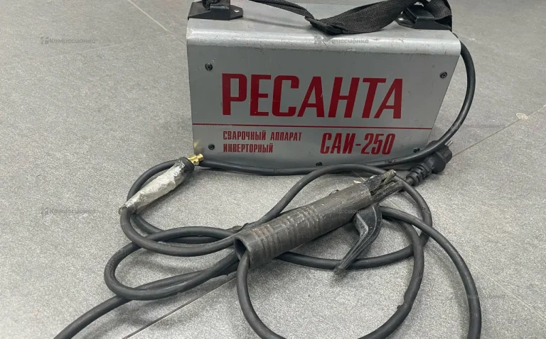 Сварочный аппарат САИ 250.