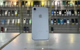 Apple iPhone XR 3/64 ГБ