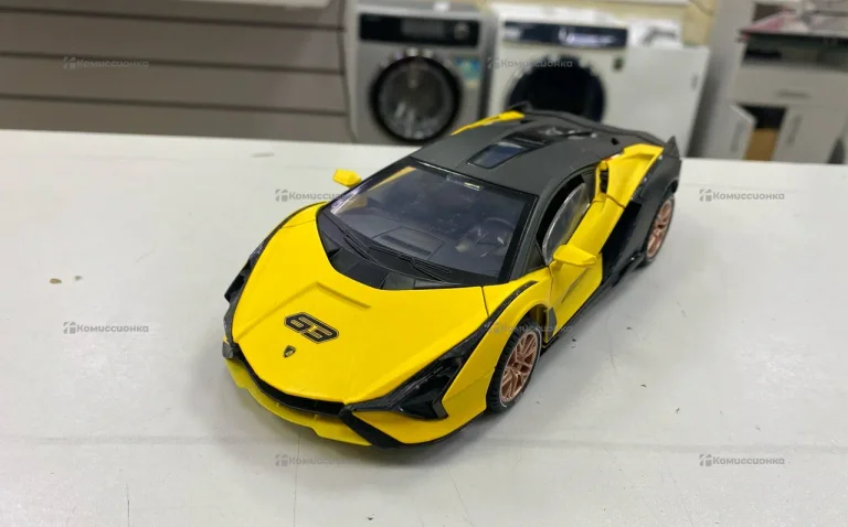 Машинка Lamborghini 1:18, металлическая, 28 см, свет, звук