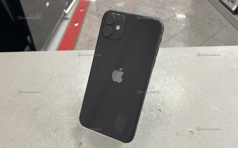 Apple iPhone 11 4/64 ГБ