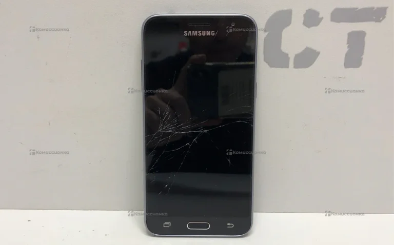 Samsung Galaxy J3 (2016) 2/16 ГБ
