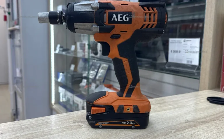 Аккумуляторный ударный гайковерт AEG BSS 18C12Z