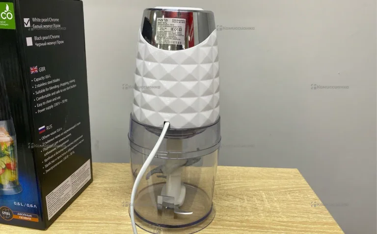 Измельчитель Marta MT-2075