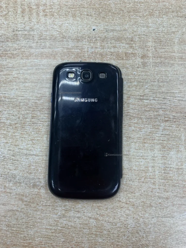 Samsung Galaxy A3 1/16 ГБ