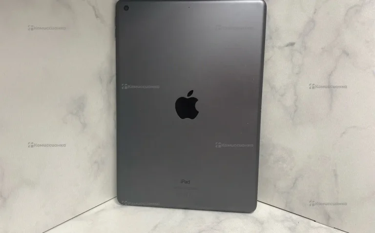 Планшет Apple iPad 8 128GB