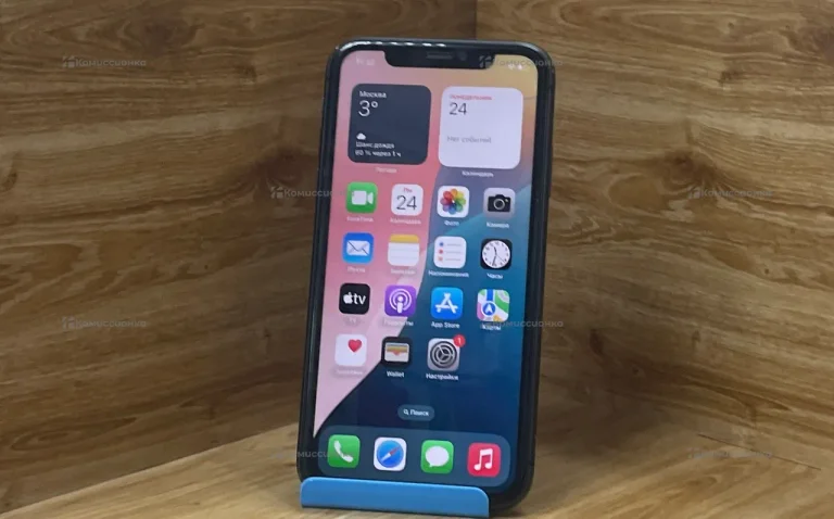 Apple iPhone 11 4/64 ГБ