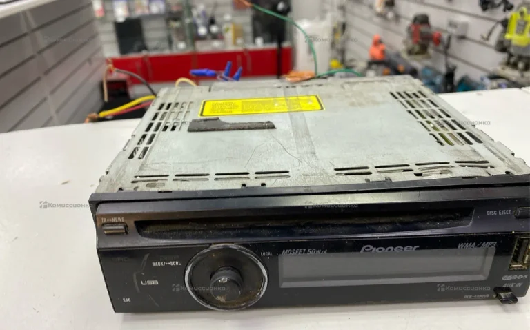 Автомагнитола  Pioneer DEH-4000UB