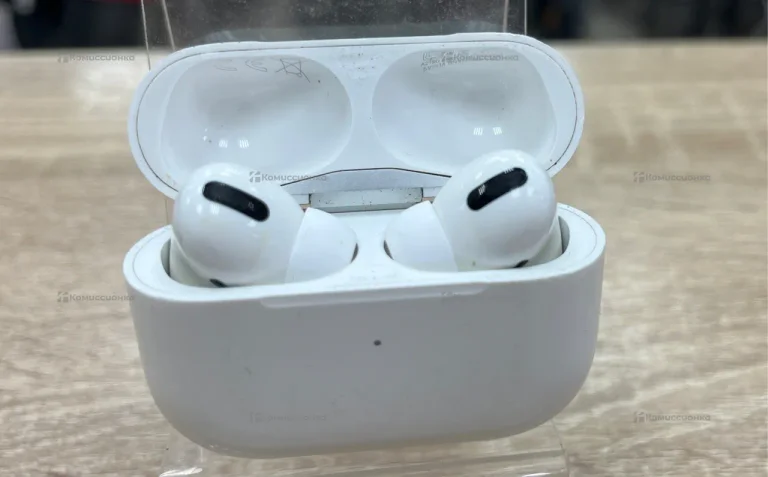 Наушники  Apple AirPods Pro