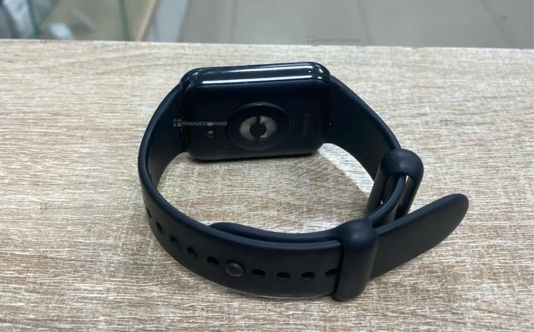 Часы  xiaomi smart band 8 pro