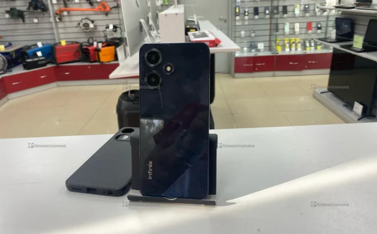 Infinix Hot 30 Play 8/128 ГБ
