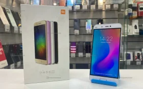 Xiaomi Mi 5 3/64 ГБ