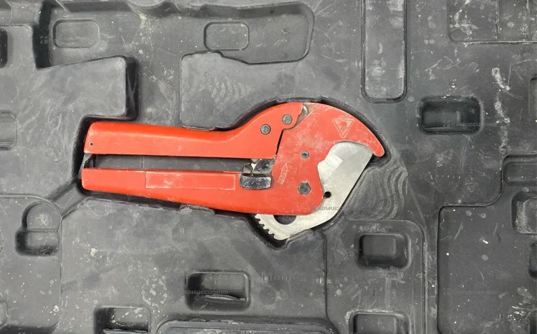 Пресс для труб Rehau