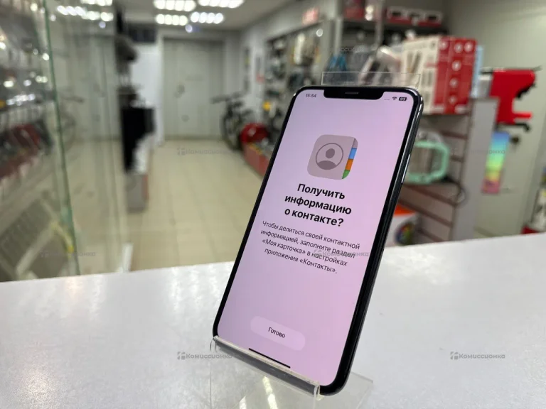 Apple iPhone 11 Pro Max 4/64 ГБ