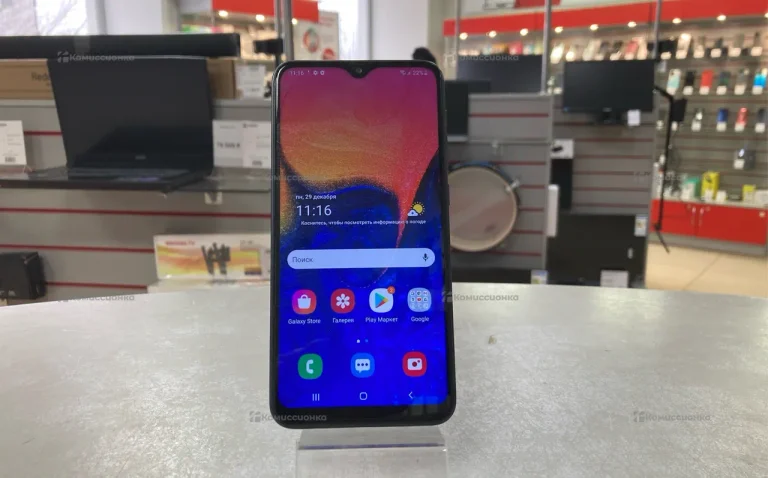 Samsung Galaxy A10 2/32 ГБ