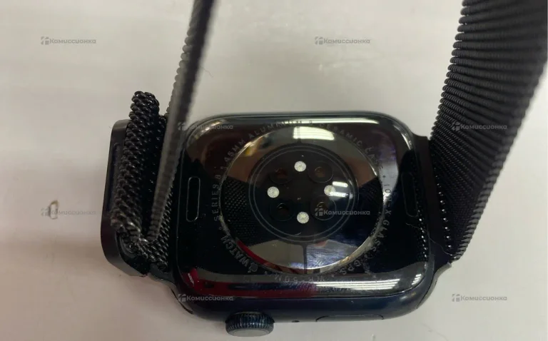 Часы  Apple Watch Series 8 45mm
